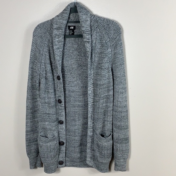 H&M gray knit cardigan size XS - Picture 2 of 6